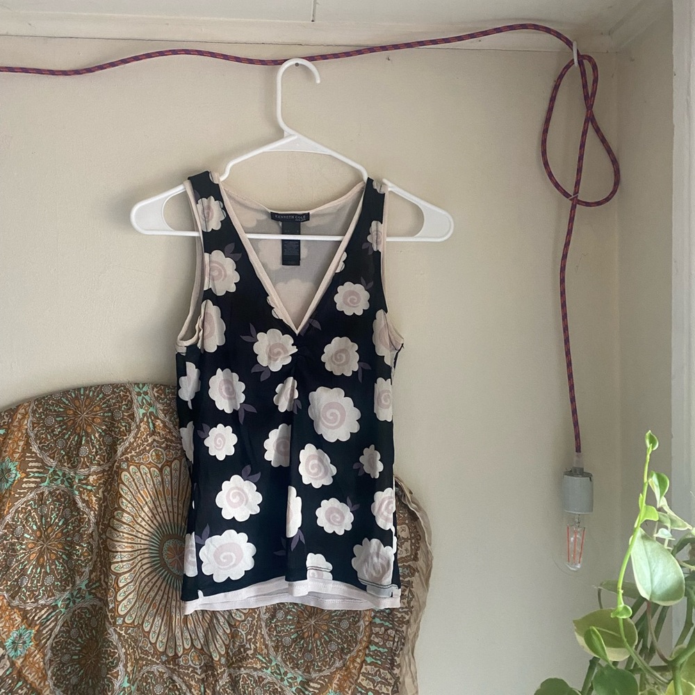 Y2K black floral print tank top